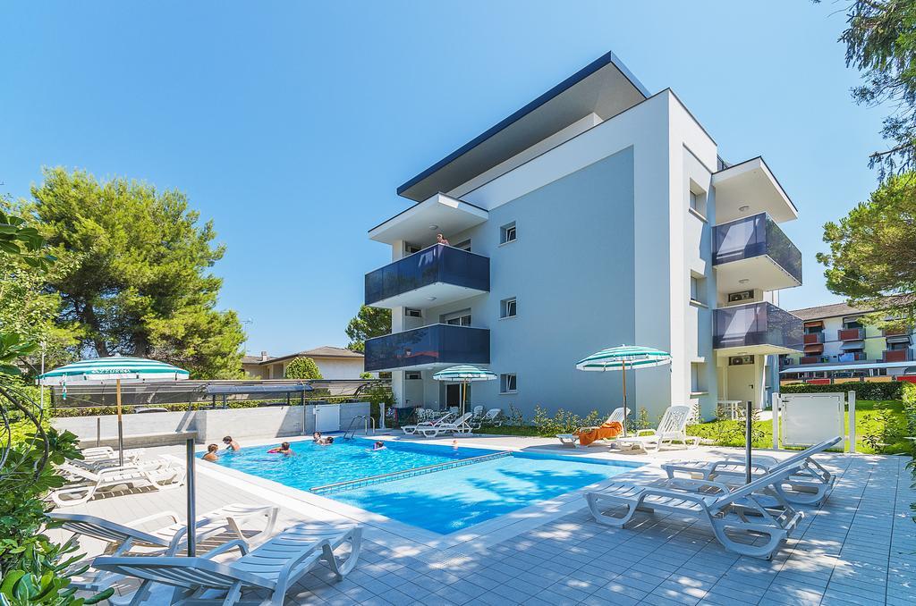 Residence Ca'Tullio Bibione Eksteriør bilde
